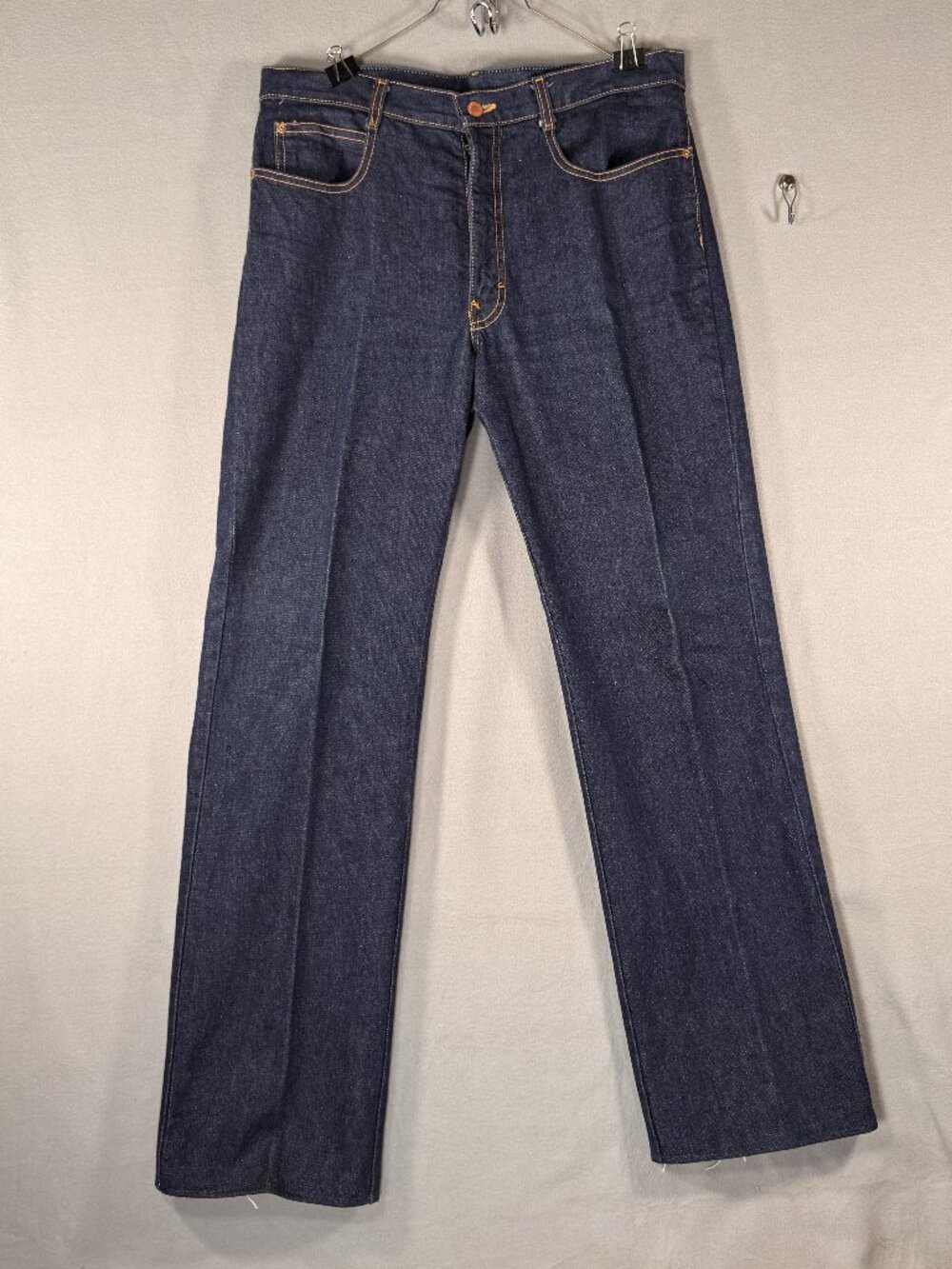 Vintage Brittania Jeans 1970s 34 x 35 (hemmed 31) Made in USA Straight Leg Dark